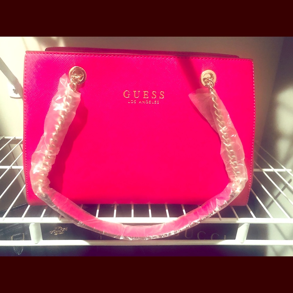 Stunning Authentic Guess Hot Pink Robyn Bag